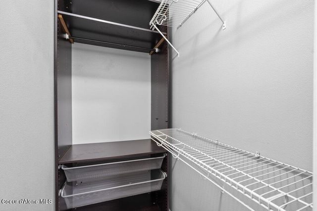 1366 N Brookhaven LN, Post Falls, ID 83854