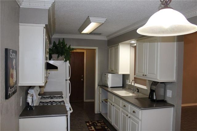 1702 Goodson LN, Round Rock, TX 78664