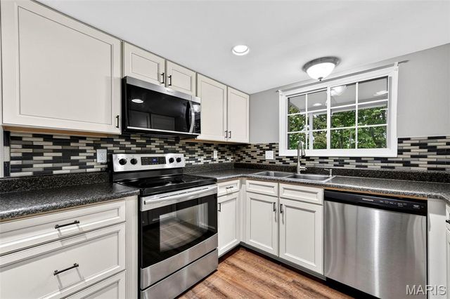 2972 Wheatfield Farms Drive, O'fallon, MO 63368