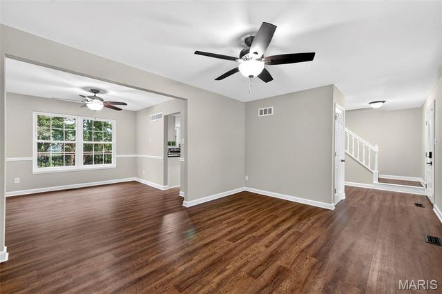 2972 Wheatfield Farms Drive, O'fallon, MO 63368