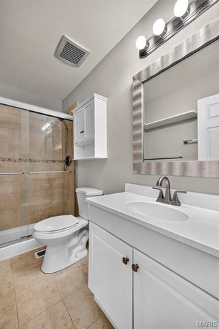 2972 Wheatfield Farms Drive, O'fallon, MO 63368