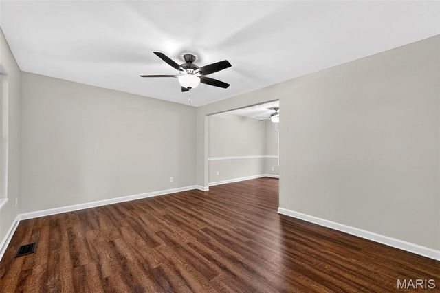 2972 Wheatfield Farms Drive, O'fallon, MO 63368
