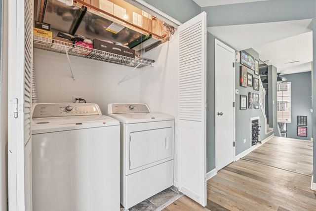 47 S Treehouse Lane, Round Lake, IL 60073