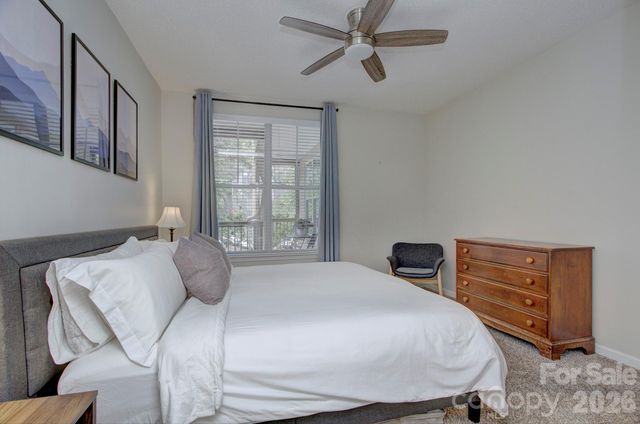 405 W 7th Street 303, Charlotte, NC 28202