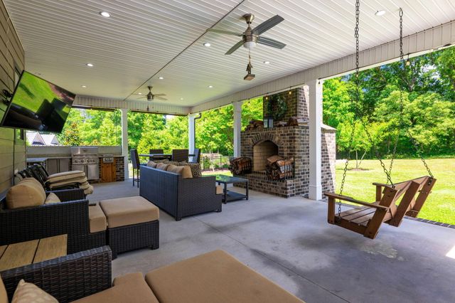 219 Overlook Drive, Ringgold, GA 30736