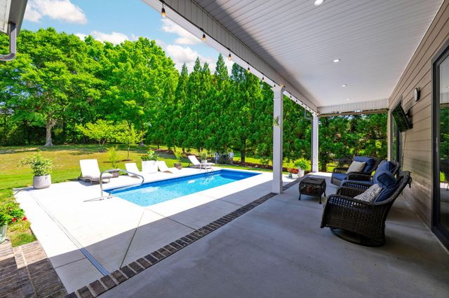 219 Overlook Drive, Ringgold, GA 30736