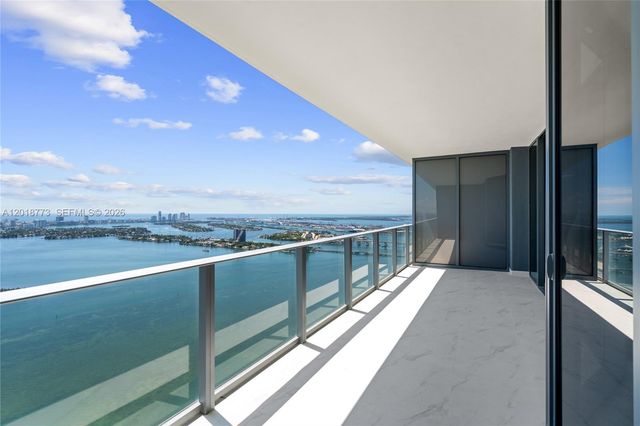 700 NE 24th St 5206, Miami, FL 33137