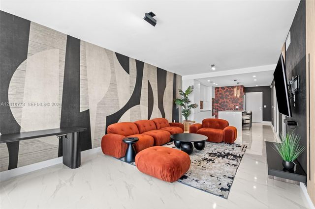 700 NE 24th St 5206, Miami, FL 33137