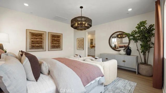 2038 Pyrenes Place, Santa Paula, CA 93060