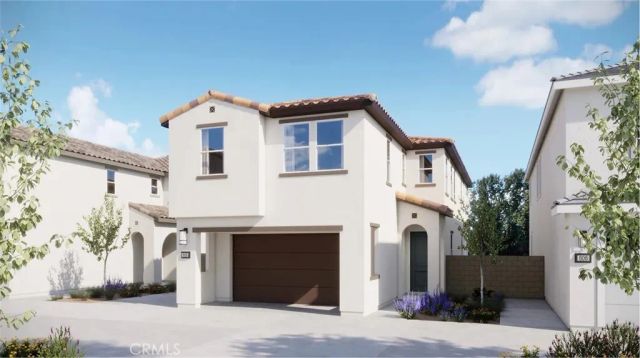 2038 Pyrenes Place, Santa Paula, CA 93060