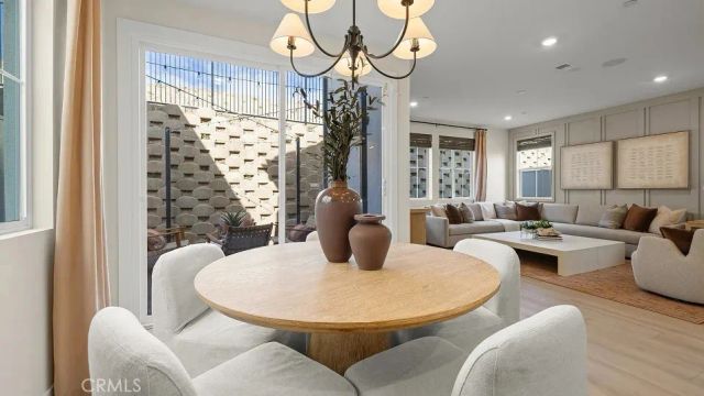 2038 Pyrenes Place, Santa Paula, CA 93060