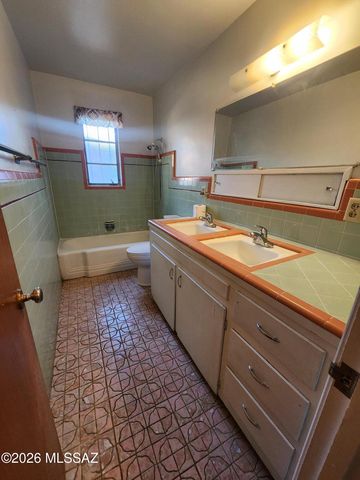 5952 E Eli Street, Tucson, AZ 85711