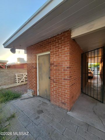 5952 E Eli Street, Tucson, AZ 85711