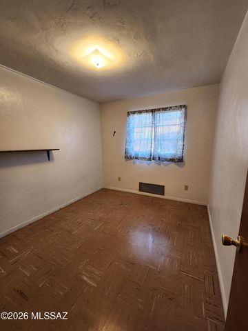 5952 E Eli Street, Tucson, AZ 85711