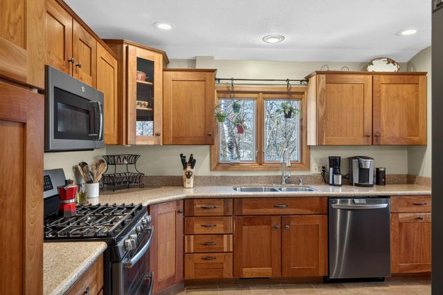 16316 Birchwood Lane, Brainerd, MN 56401