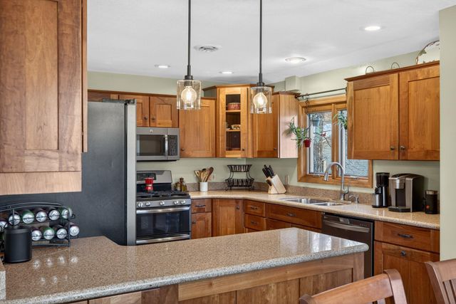 16316 Birchwood Lane, Brainerd, MN 56401