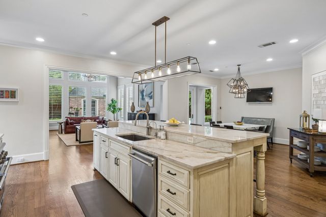 4234 Williamsburg Road, Dallas, TX 75220