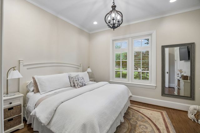 4234 Williamsburg Road, Dallas, TX 75220