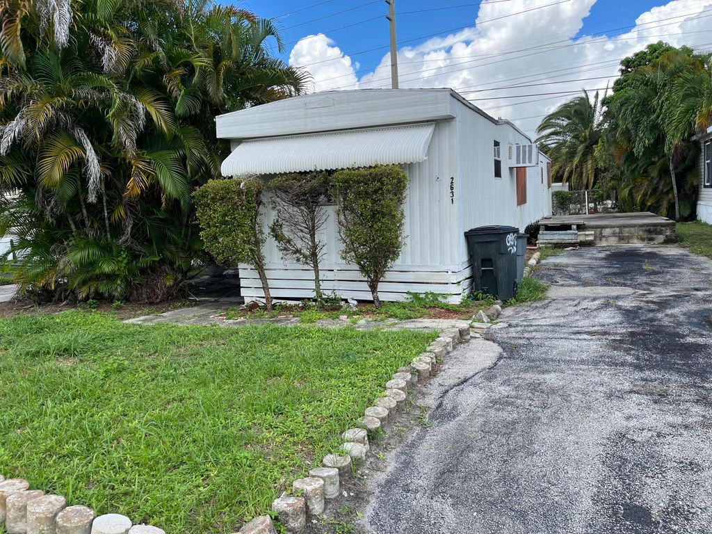 2631 SW 54th Street, Fort Lauderdale, FL 33312