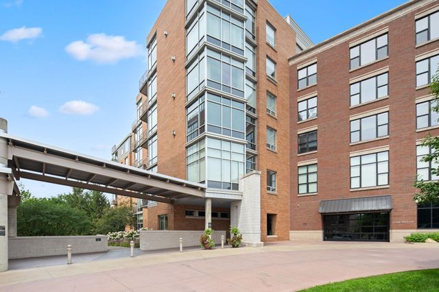 100 2nd Street NE A560, Minneapolis, MN 55413