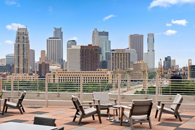 100 2nd Street NE A560, Minneapolis, MN 55413