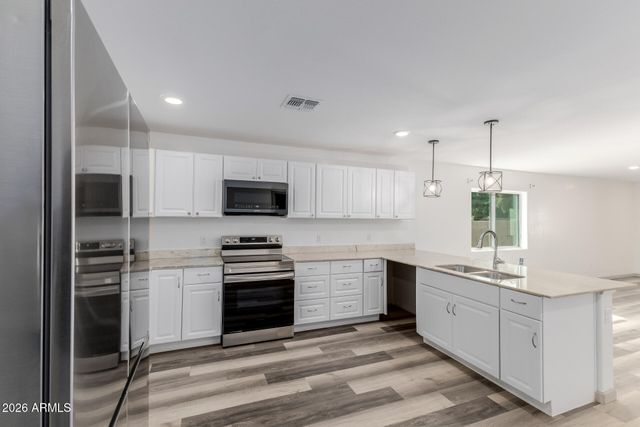 31843 N POPLAR Street, Wittmann, AZ 85361