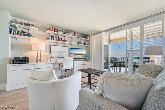 3115 Gulf Shore BLVD N 608S, Naples, FL 34103