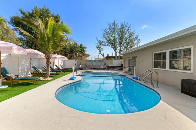 12263 90TH AVENUE, Seminole, FL 33772