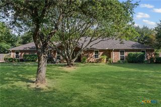 3601 North Drive, Belton, TX 76513