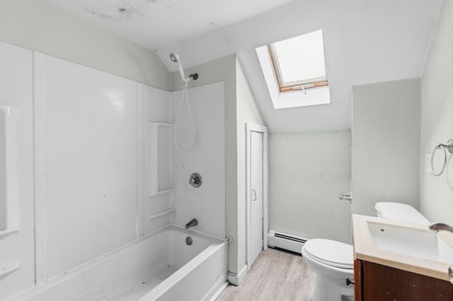 128 Cedar St, New Bedford, MA 02740