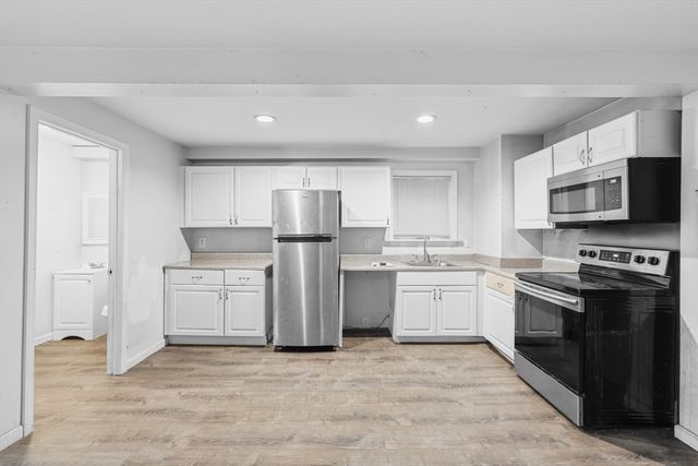 128 Cedar St, New Bedford, MA 02740