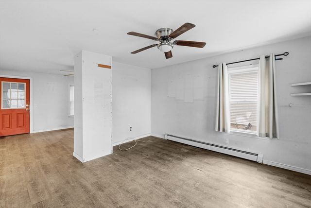 128 Cedar St, New Bedford, MA 02740