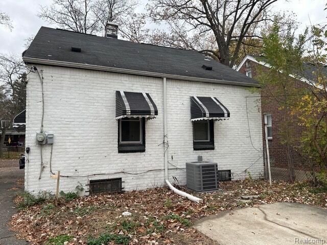 15860 Cruse Street, Detroit, MI 48227