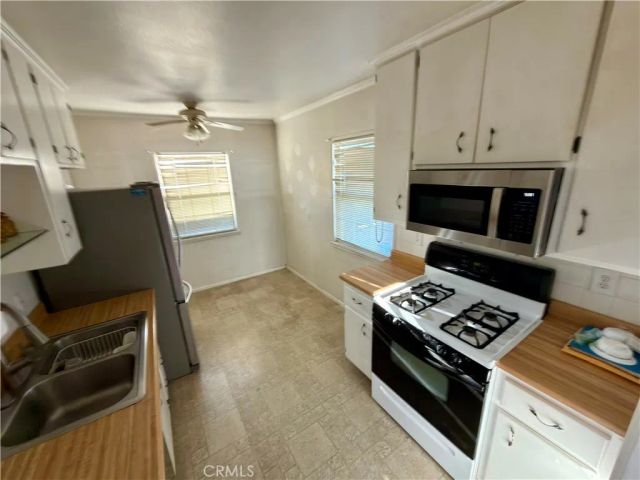 5552 Vonnie, Cypress, CA 90630