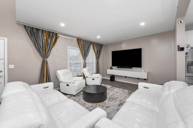 1804 Patton Drive, Hebron, KY 41048