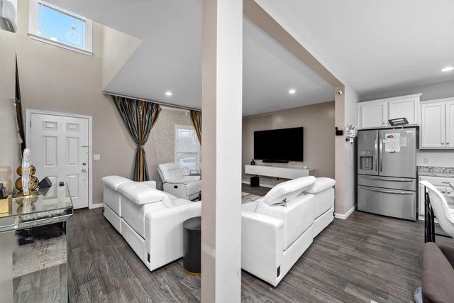 1804 Patton Drive, Hebron, KY 41048