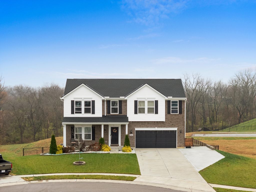 1804 Patton Drive, Hebron, KY 41048