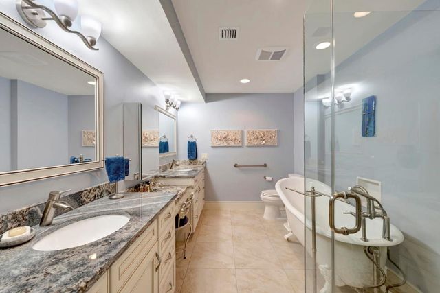 1776 Mooringline Drive 102, Vero Beach, FL 32963