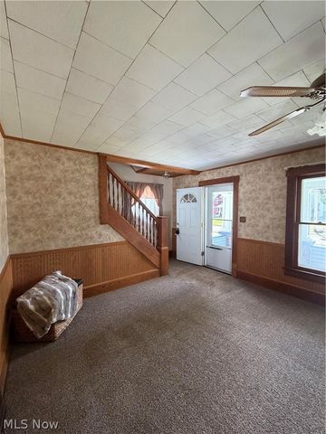 1715 7th Street, Cuyahoga Falls, OH 44221