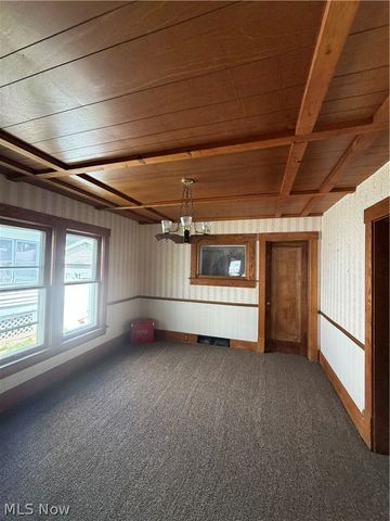 1715 7th Street, Cuyahoga Falls, OH 44221