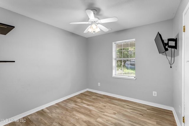 9321 Coconut Drive, Ocean Springs, MS 39564