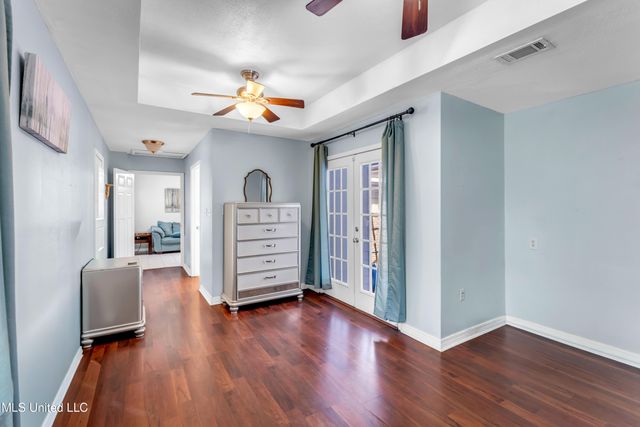 9321 Coconut Drive, Ocean Springs, MS 39564