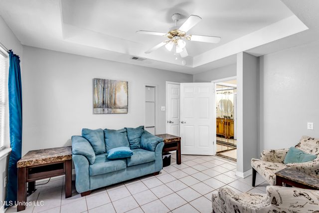 9321 Coconut Drive, Ocean Springs, MS 39564