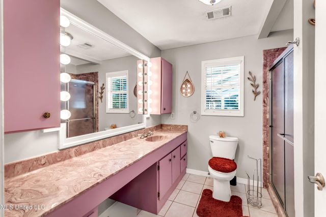 9321 Coconut Drive, Ocean Springs, MS 39564