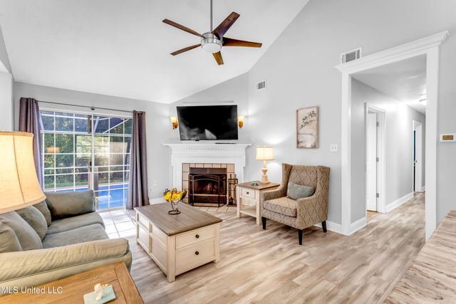 9321 Coconut Drive, Ocean Springs, MS 39564