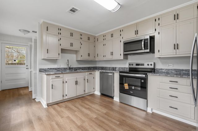 718 Baker Street, Malvern, AR 72104