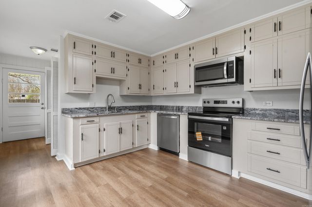 718 Baker Street, Malvern, AR 72104