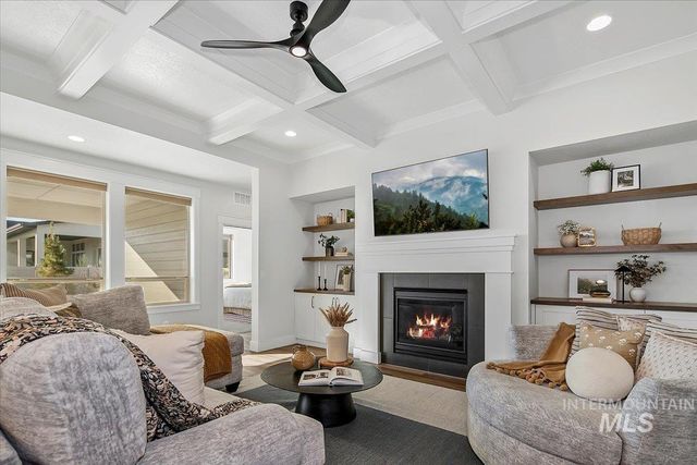 6379 S Utmost Ln, Meridian, ID 83642