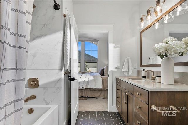 6379 S Utmost Ln, Meridian, ID 83642