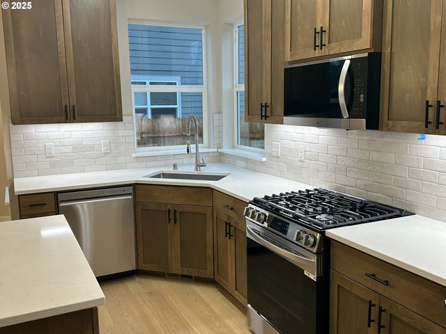 2308 Ne 94TH Ct, Vancouver, WA 98664